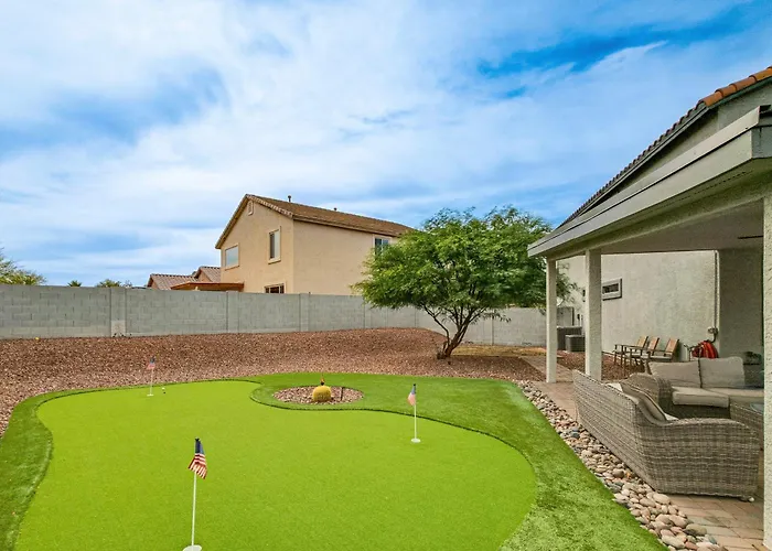 Holiday home Pool, Putting Green, West Valley Family Goodyear
